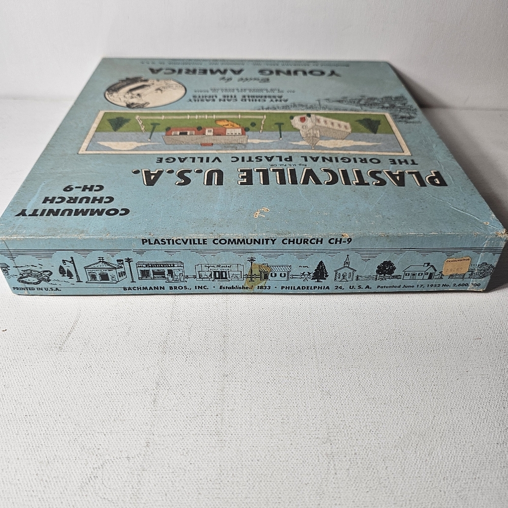 Plasticville USA Young America CH-9 Community Church Set with Ranch House - Picture 15 of 15